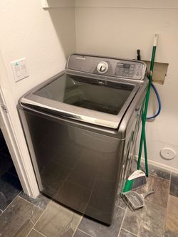 For sale: washing machine and dryer.