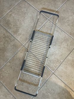 Expandable Bathtub / Bath Tub Tray for Books, Candles, Bathroom Products