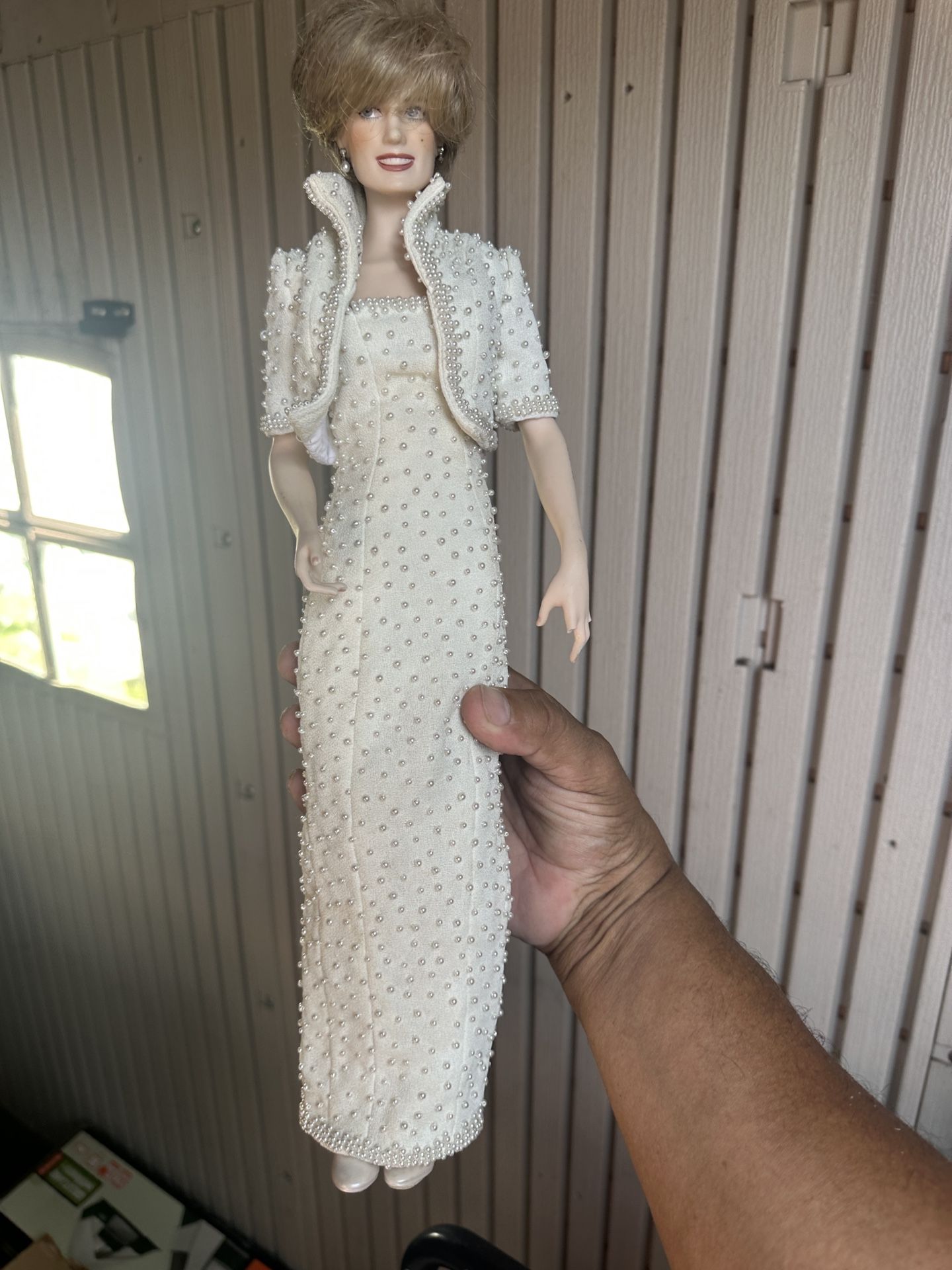 Vintage Diana Princess Of Wales 17" Porcelain Portrait Doll