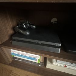 Ps4 + 7 Games + 1 Controller 