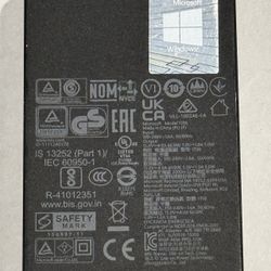 Microsoft - Surface 65W Power Supply - Black