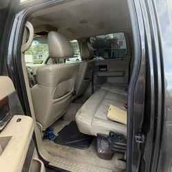 Color Negro Título Limpio Ford 150