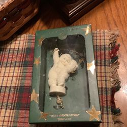 Dept. 56 Snowbabies "Three Shining Stars" Item #56.69204, 3rd of 12 Ornament