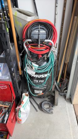Husky 30 gallon air compressor