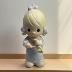 Precious Moments "Theres A Song In My Heart" Figurine Vintage Collectible 1984