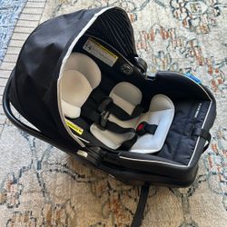 Graco Car Rear Facing Car Seat And Base