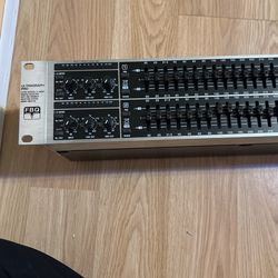 Behringer Ultragraph Pro