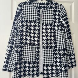 New Coat Jacket For Women Size Small It’s So Cute 