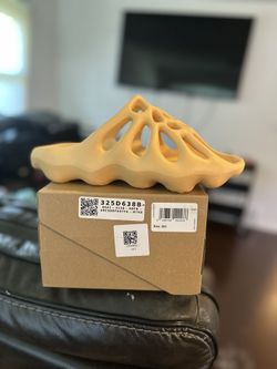 adidas Yeezy 450 Slide Cream