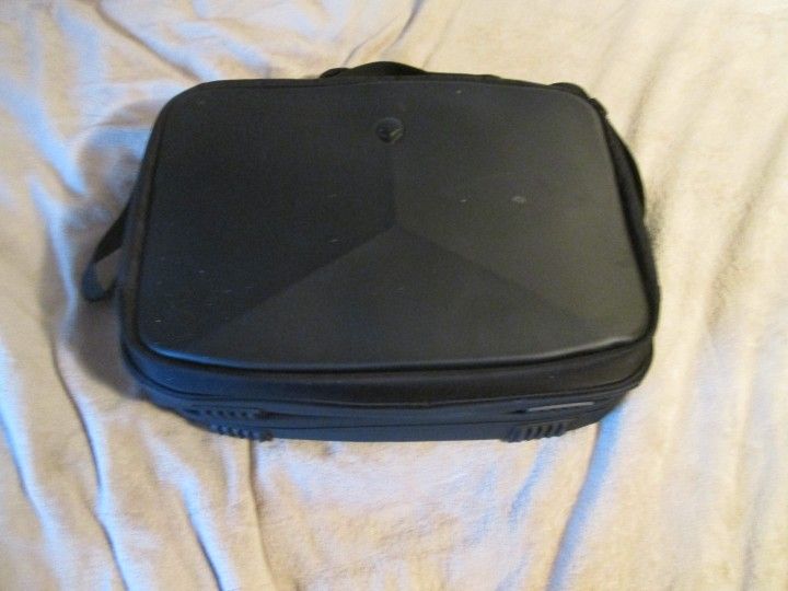 Alienware Mobile Edge Vindicator Bag