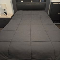 3 Piece Queen Bedroom Set