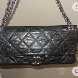 Chanel purse