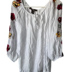 New Olivia & Martin Peasant Blouse Tunic White Floral Silky Top Large Embroidere  Introducing a beautiful peasant blouse tunic from Olivia & Martin! T