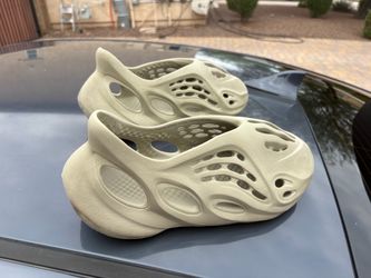 Foam runner size 12