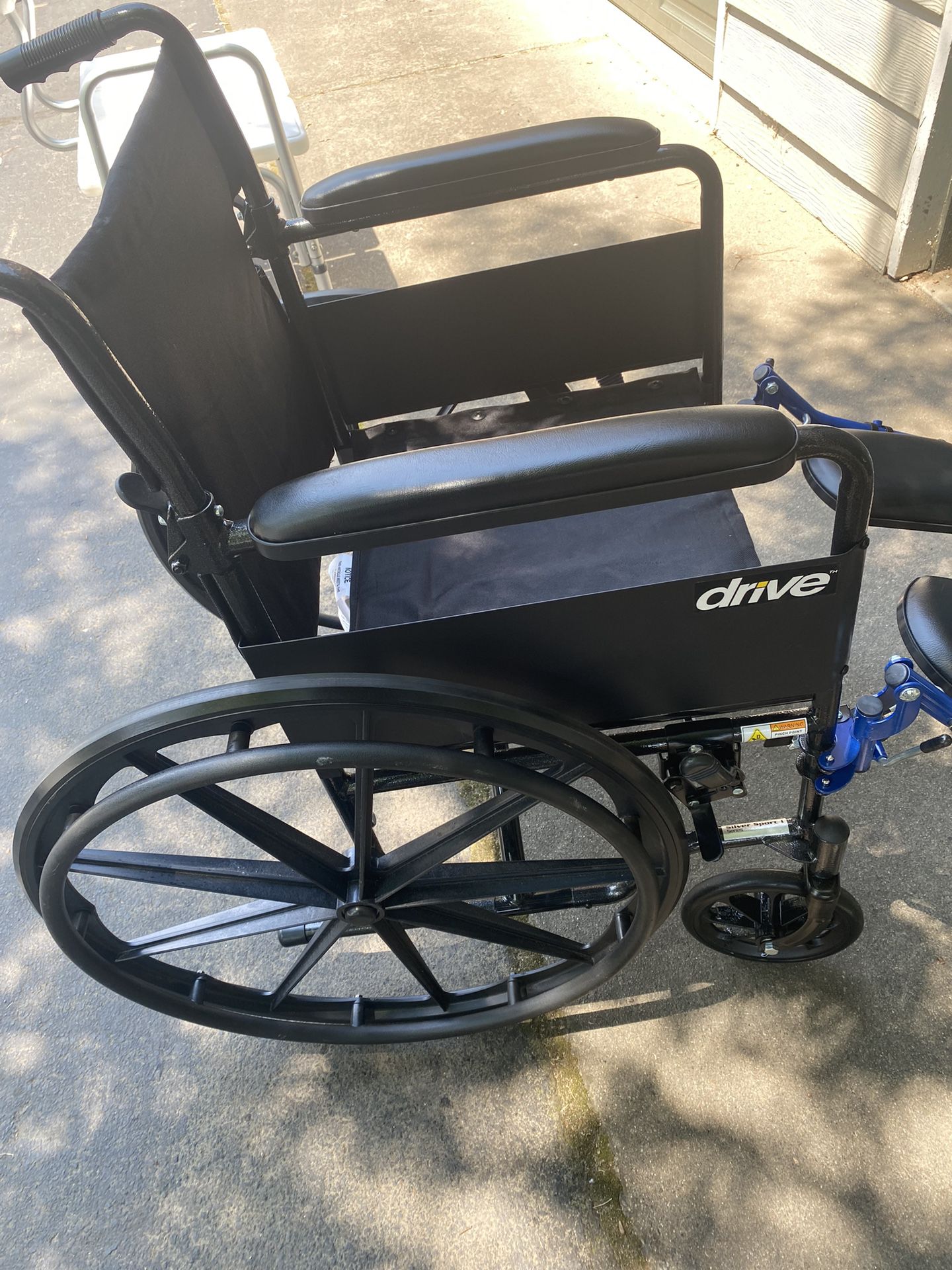 Drive Silver Sport 1 Wheelchair With 18” Seat Width + Elevating Footrests