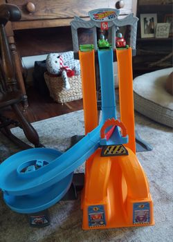 Fisher Price Hotwheels track