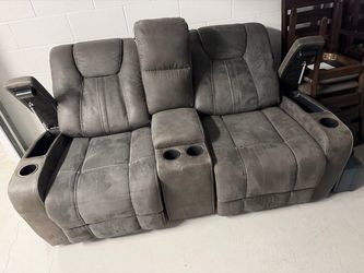 Rocker/recliner love seat