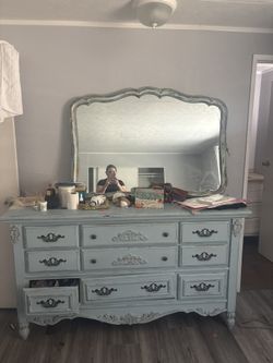 Dresser