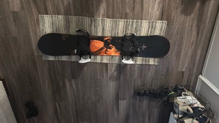 Burton snowboard 158 cm with Burton bindings