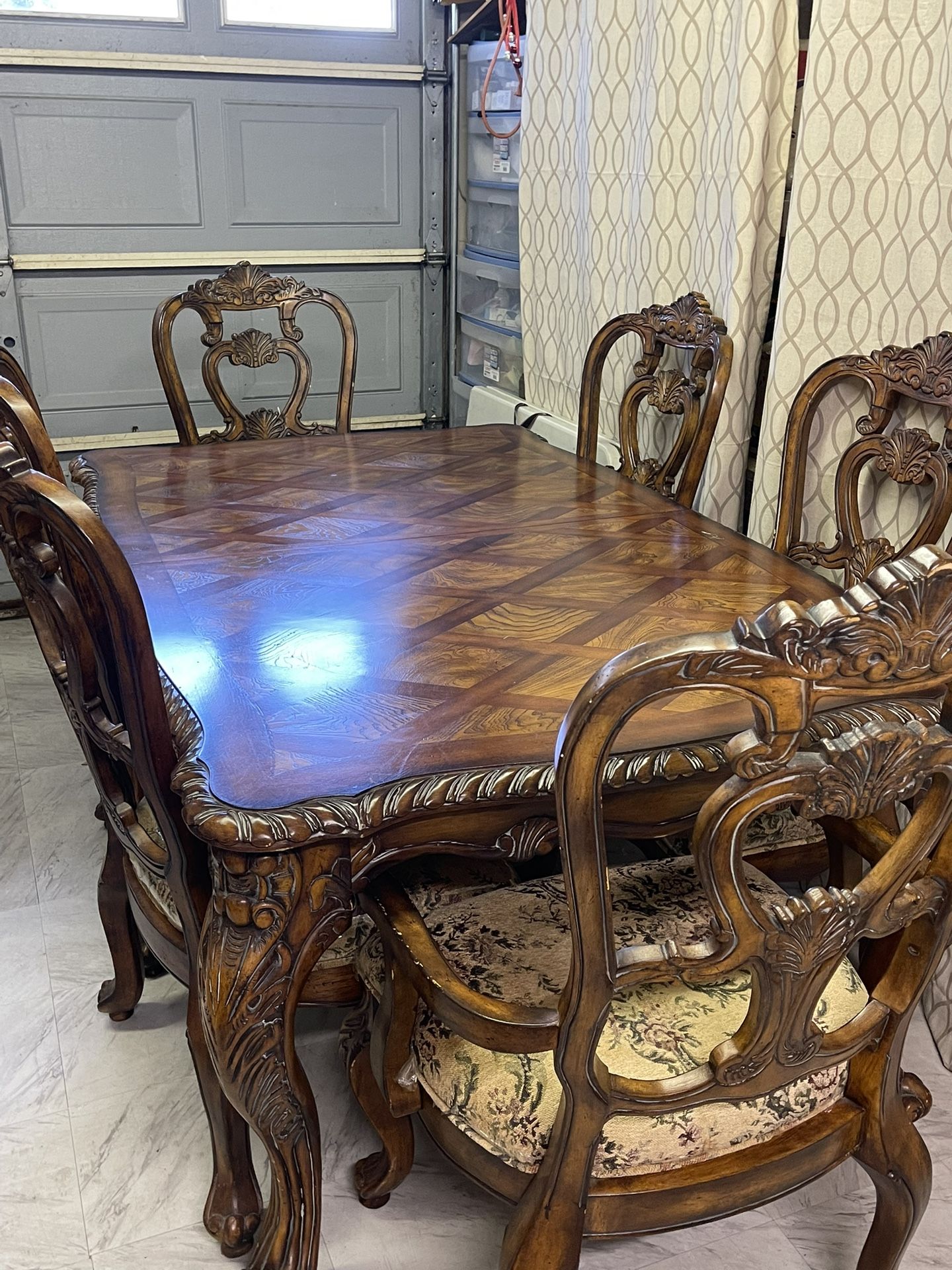 Dining Table W/6 Chairs 2 Leafs