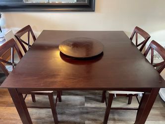 Hight Top Cherry Color Dinning Room Table, 4 Chairs And Lazy Susan!!!