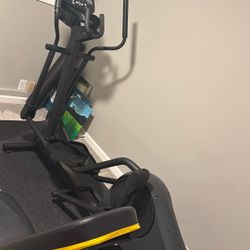 Elliptical Life Fitness