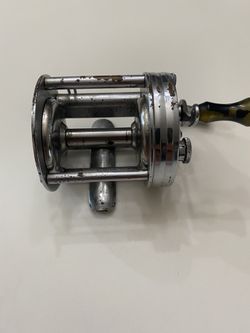 Vintage Shakespeare Criterion 1960 fishing reel for Sale in Alvin, TX -  OfferUp