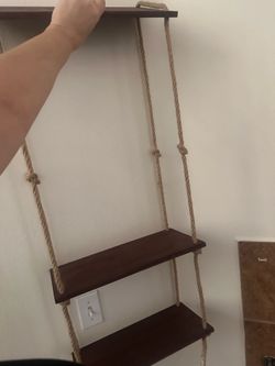 Floating shelf