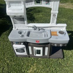 Kids Play Kitchen 