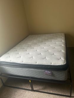 Queen size bed