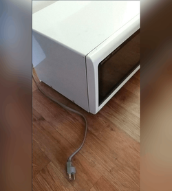 Sharp Microwave with Turntable - Clean, Works Great - $25 OBO