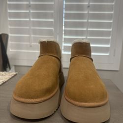 Women KoolaBurra By UGG Mini Platform Fur Size 8