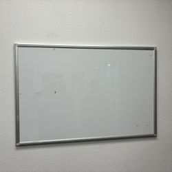 White board (36” X 24”)