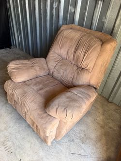 Recliner couch