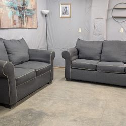 ⭐ Grey Sofa And Love Seat - Modern Sofa Freshly Cleaned + Free Delivery
