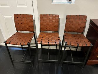 3 Chairs Leather