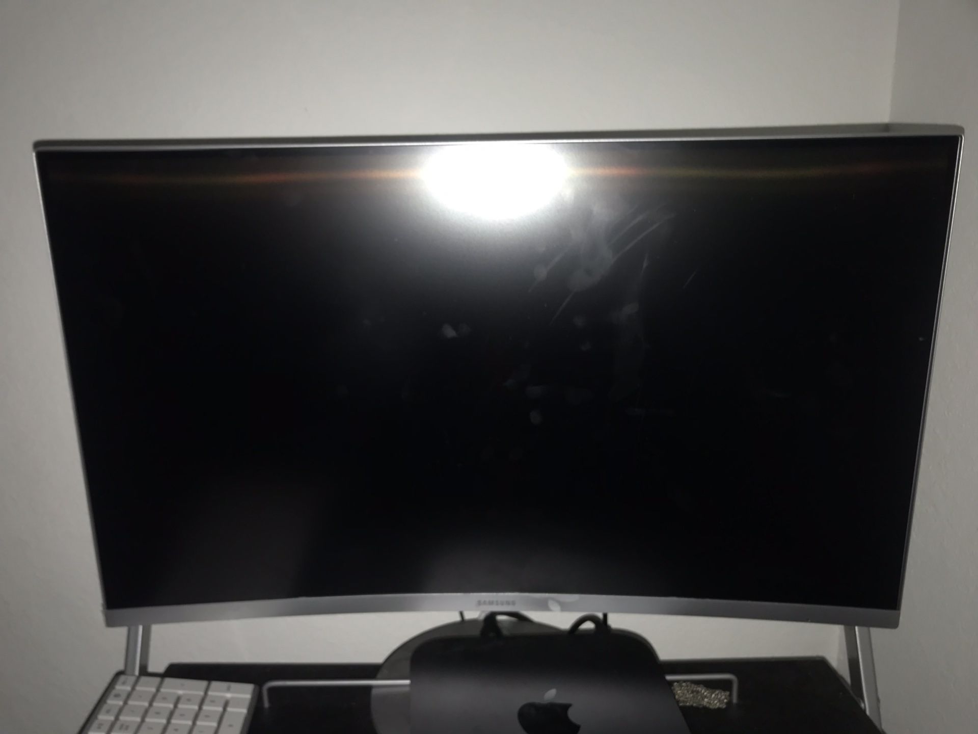 Samsung 27” LED Curved Monitor
