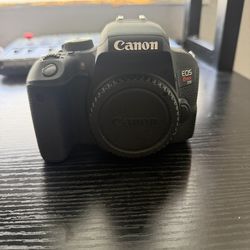 Canon T7i 24mp camera
