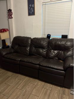 Reclining couch