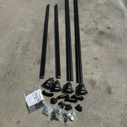 I’m Selling Brand New Camper Shell THULE Roof Rack 