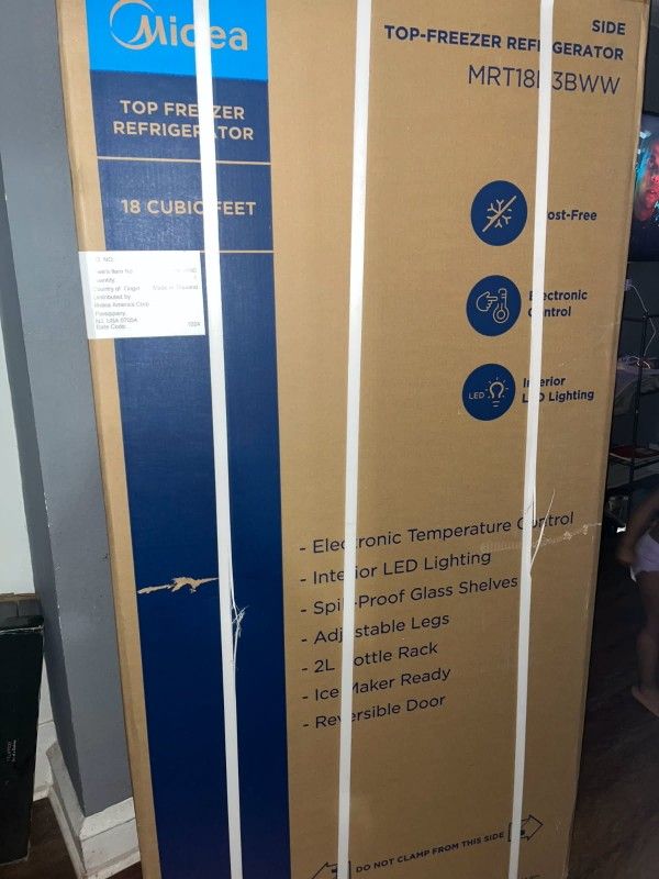 Brand New Refrigerator 18 Cubic Feet