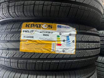 225 65 17 Set Of Tires New 