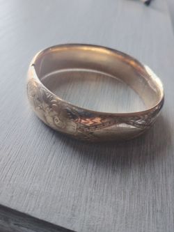 Gold filled bracelet 1/20. $50.00 wide bangle.