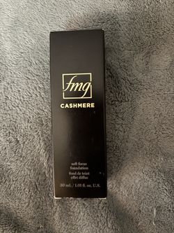Cashmere Foundation W8