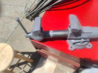 Wilson machinist vise 8-in open Jaws excellent condition half the price of others