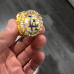 Dodger Ring