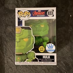 Hulk 833 (GITD) Funko pop store exclusive.