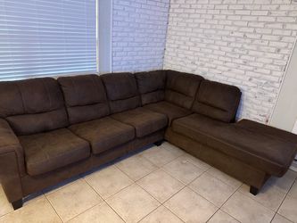 Brown Microfiber Sectional Sofa with Chaise