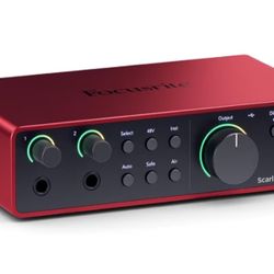 Focusrite Scarlett 2i2 4th Gen USB Audio Interface for Recording, Songwriting, Streaming and Podcasting