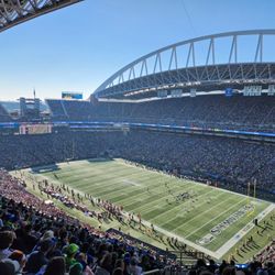 4 Tickets to Seahawks/49ers  Game Tonight!!